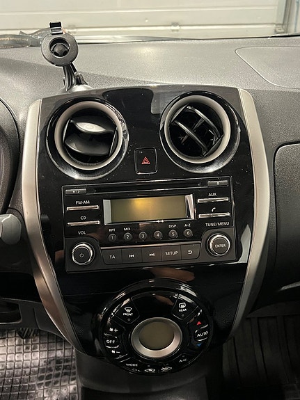 Nissan Note 18 of 23