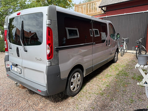 Renault Trafic 4 of 8