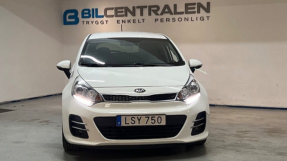 Kia Rio 5 of 5