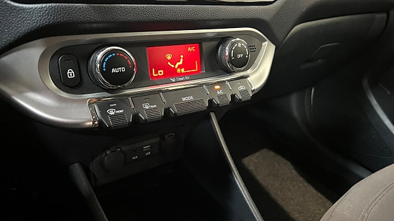 Kia Rio 18 of 19