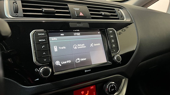 Kia Rio 16 of 19