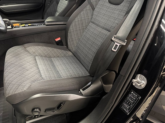 Volvo XC60 18 of 18