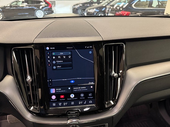 Volvo XC60 11 of 18