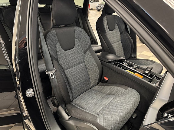 Volvo XC60 17 of 18