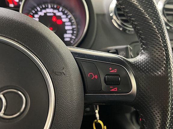 Audi TT 18 of 30