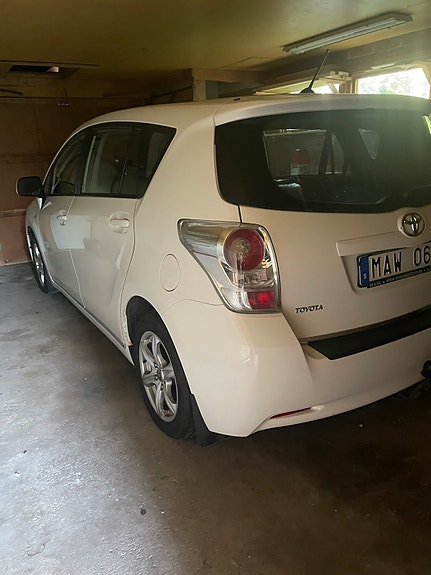 Toyota Verso 3 of 5