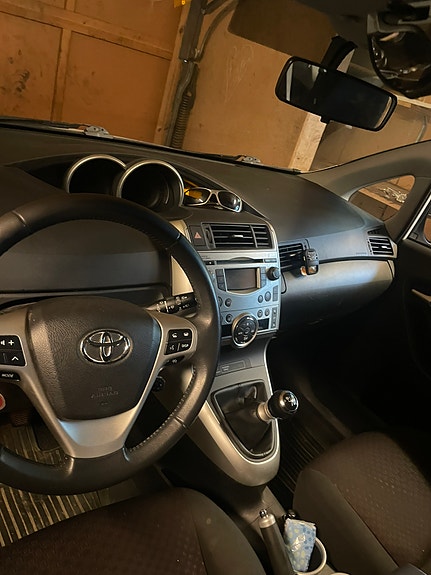 Toyota Verso 6 of 6