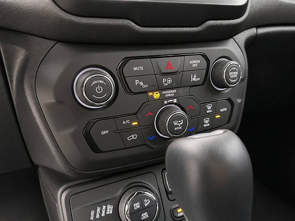 Jeep Renegade 13 of 14