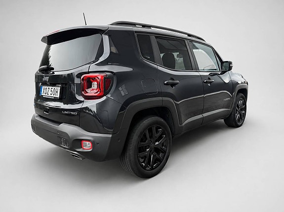 Jeep Renegade 4 of 14