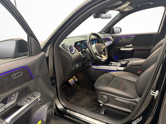 Mercedes-Benz GLB220 d 12 of 30