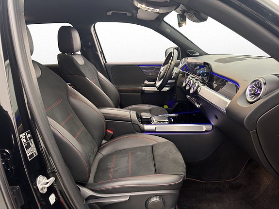 Mercedes-Benz GLB220 d 14 of 30