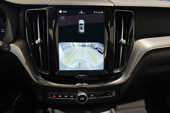 Volvo XC60 15 of 28