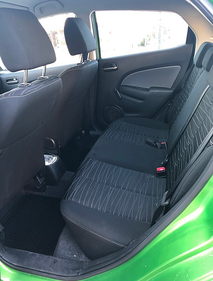 Mazda 2 6 of 6
