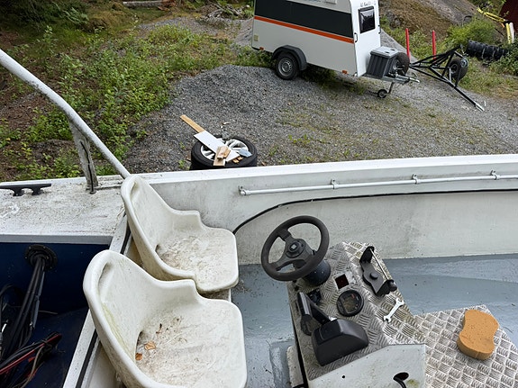 Ockelbo med trasig motor 5 of 5