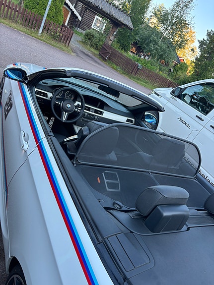 BMW 335i 6 of 7