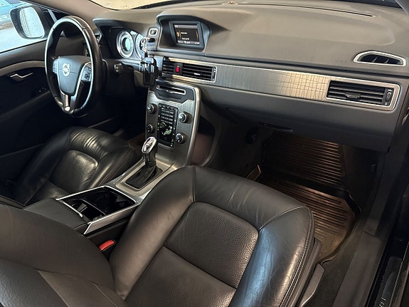 Volvo XC70 7 of 21