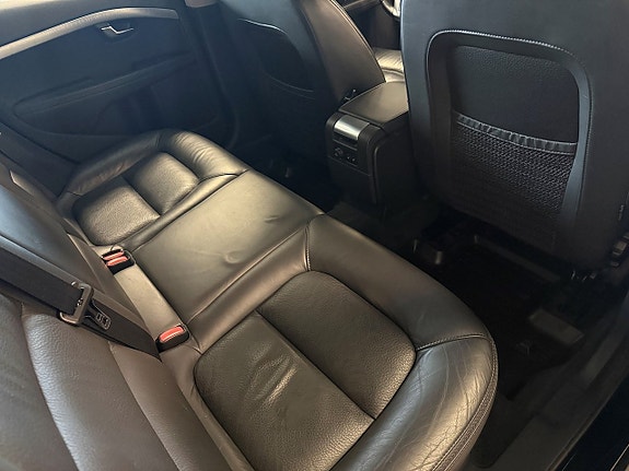 Volvo XC70 18 of 21