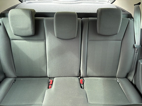 Renault Clio 10 of 11