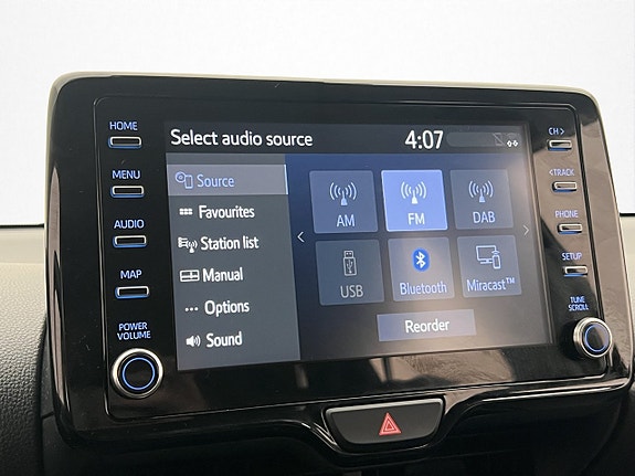 Toyota Yaris 23 of 30