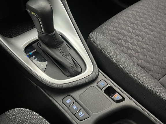 Toyota Yaris 26 of 30