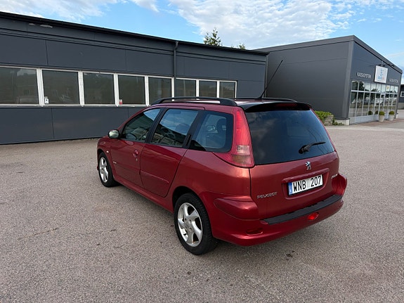 Peugeot 206 SW 11 of 24