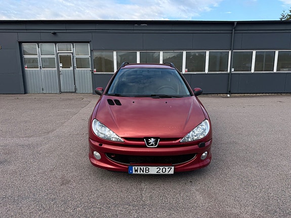Peugeot 206 SW 3 of 5