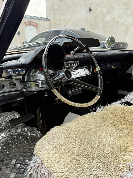 Chrysler Newport 3 of 8
