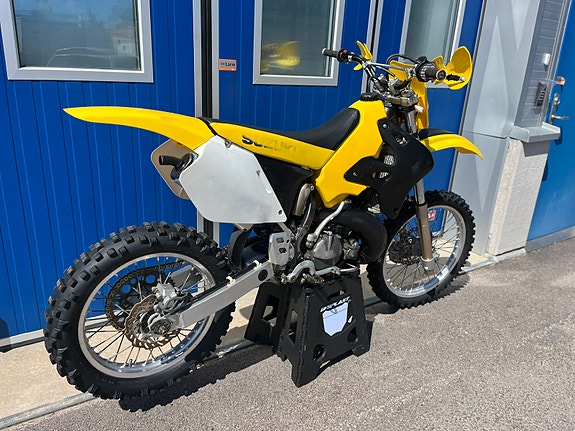 Suzuki 250 RMX Enduro 6 of 7