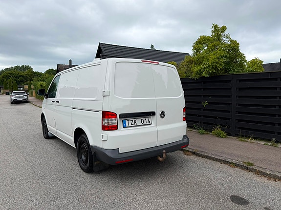 Volkswagen Transporter 2 of 5