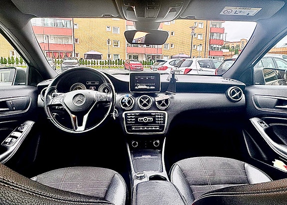 Mercedes-Benz A180 9 of 10