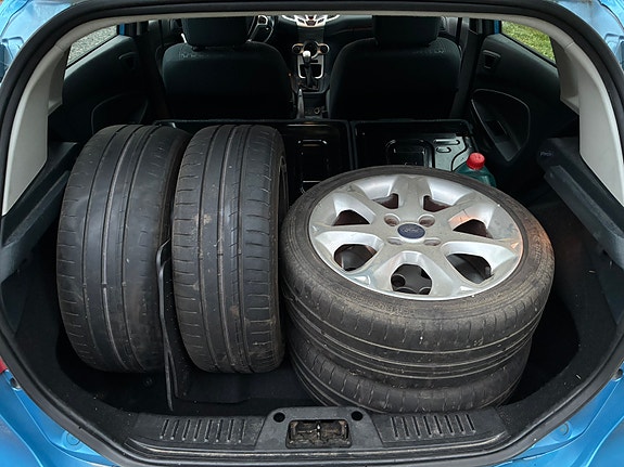 Ford Fiesta 8 of 8