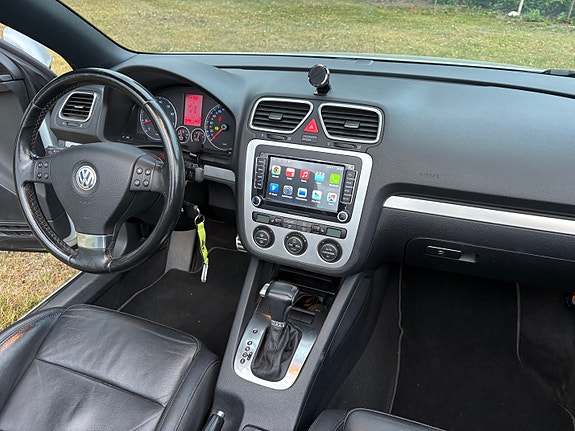 Volkswagen Eos 3 of 5
