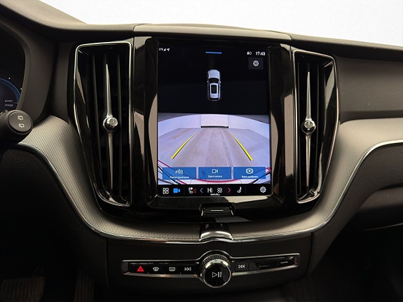 Volvo XC60 18 of 27