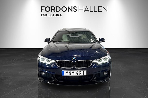 BMW 440i 2 of 5