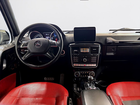 Mercedes-Benz G500 9 of 19
