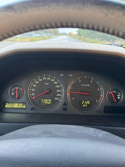Volvo XC70 5 of 7