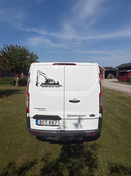 Ford Transit Custom 3 of 5