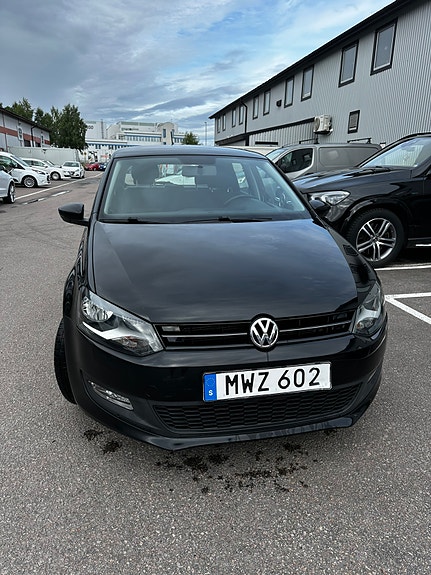Volkswagen Polo 2 of 5