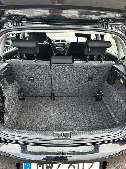 Volkswagen Polo 8 of 8