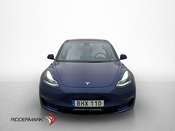 Tesla Model 3 3 of 5