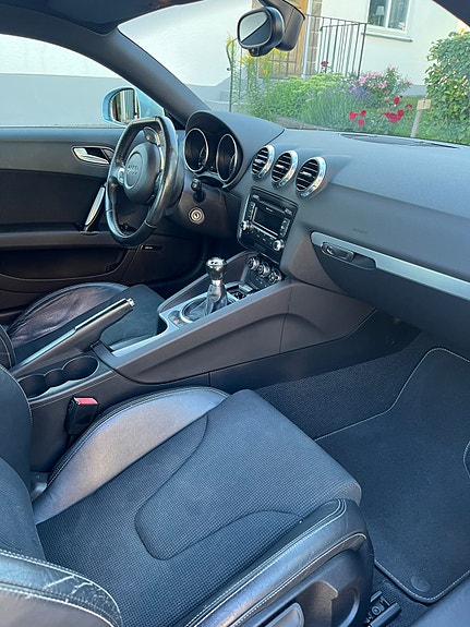 Audi TT 7 of 12
