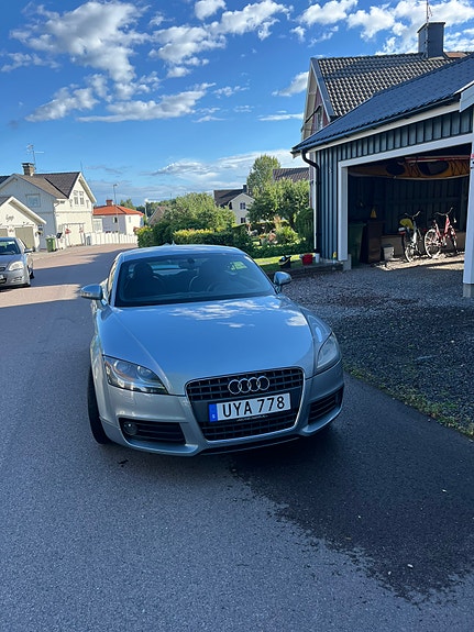 Audi TT 6 of 12