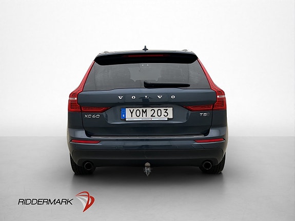 Volvo XC60 3 of 5
