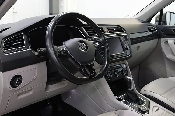 Volkswagen Tiguan 11 of 27
