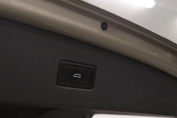 Volkswagen Tiguan 27 of 27