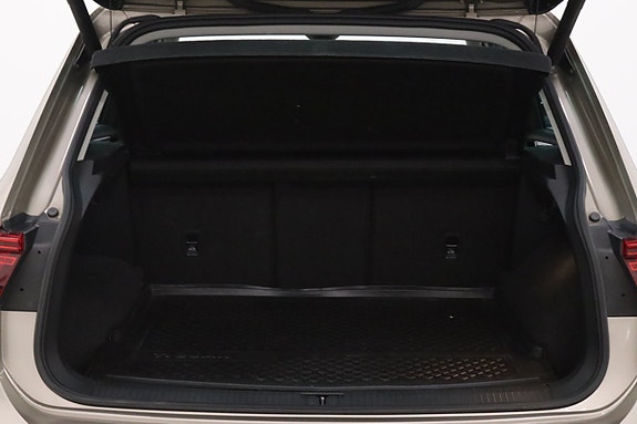 Volkswagen Tiguan 26 of 27