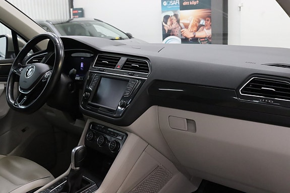 Volkswagen Tiguan 13 of 27