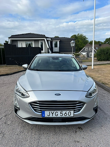 Ford Focus 2 of 5