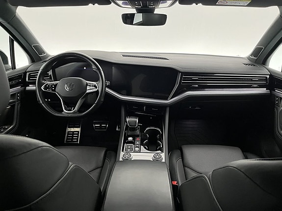 Volkswagen Touareg 5 of 27