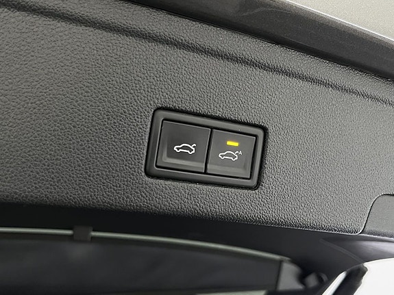 Volkswagen Touareg 23 of 27